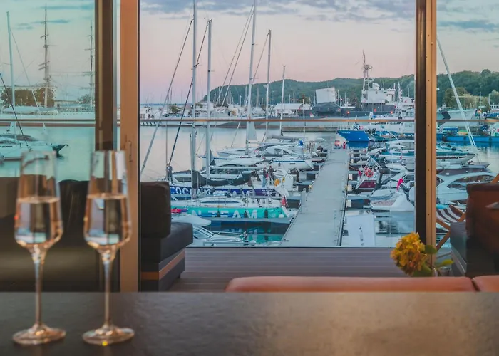 Yacht Park Mit Panoramablick Auf Den Yachthafen In Gdynia- Polen By Interhome Apartament *